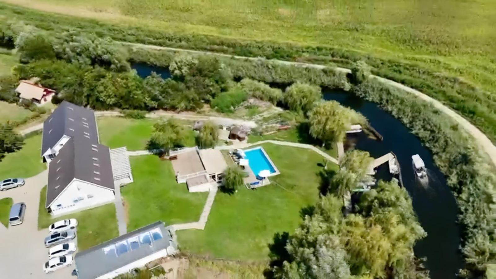 Pike Inn Dunavatul De Sus - Delta Dunarii Dunavăţu de Sus Exterior foto